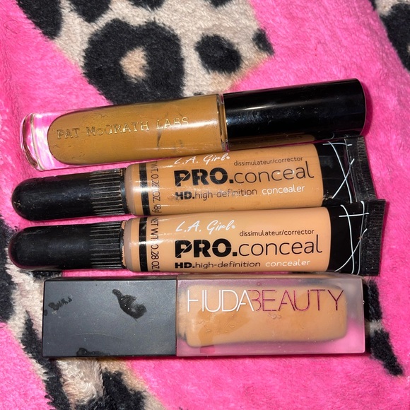 Make Up Bundle - Picture 9 of 10